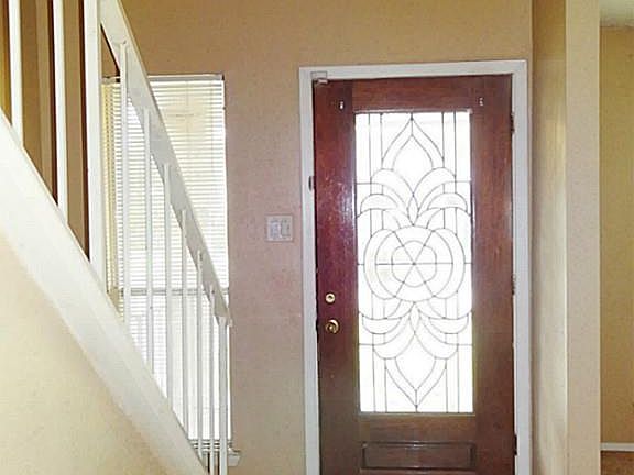 2nd image of 3347 Chalfont Dr