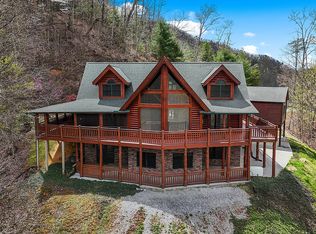 4565 Long Rifle Rd, Sevierville, TN 37862