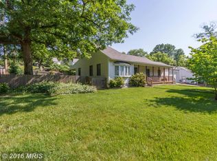 2148 Pimmit Dr, Falls Church, VA 22043