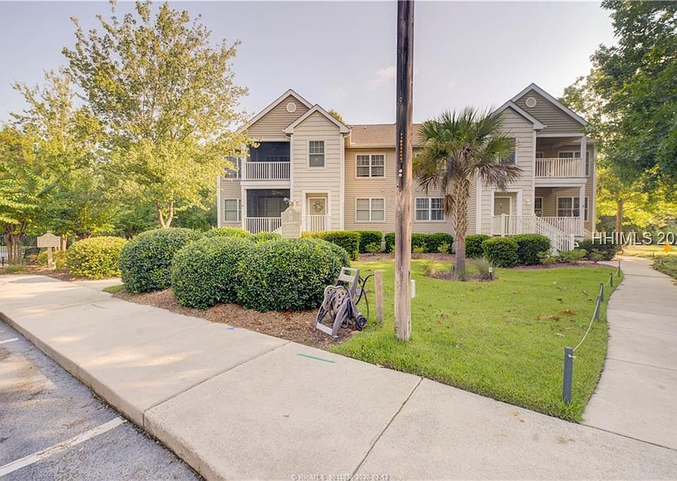 1st image of 31 Summerfield Ct