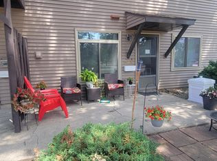 3463 Kingswood Pl, Waterloo, IA 50701