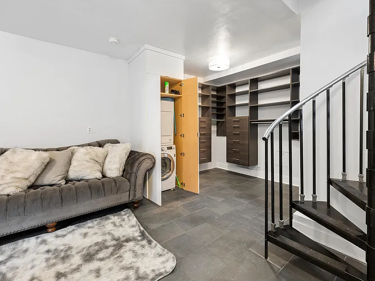 555 Lenox Ave #1B — Photo 7