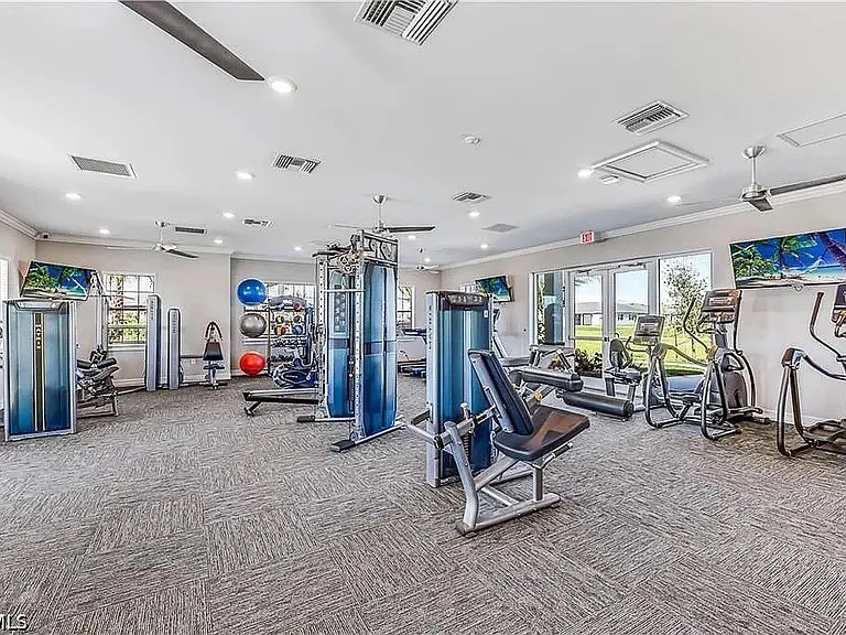 417 Coral Reef Pl — Photo 15