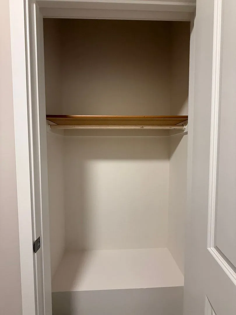Brand New 3 bedroom/3 bath ranch townhome in Waverly — Photo 3