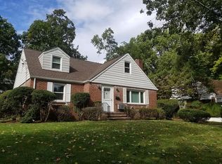 71 Stelfox St, Demarest, NJ 07627