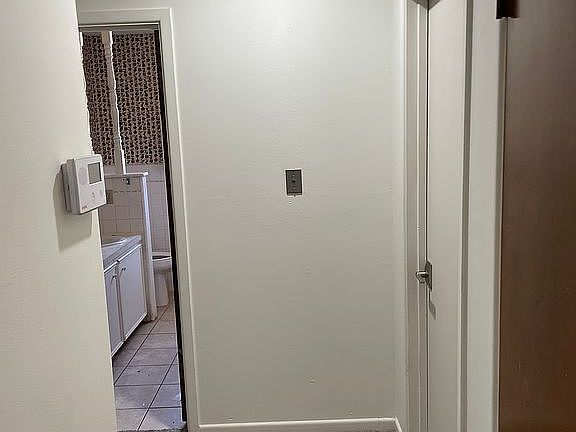 5th image of 123 Cherokee Dr