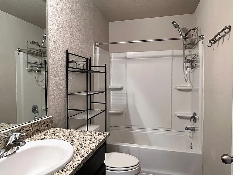 19300 Andrew Jackson St — Photo 25