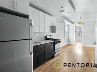 132 Meserole St #3S, Brooklyn, NY 11206