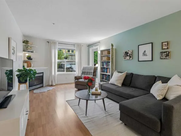 1631 N 28th Ave SW #310, Calgary, AB T2T 1J5