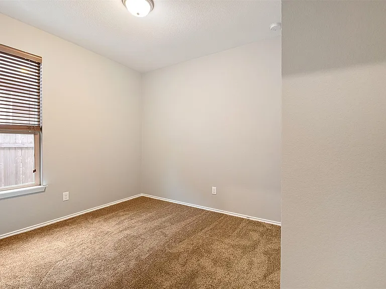 12401 Franklin D Roosevelt St — Photo 26