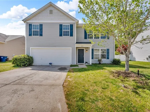 2115 Sage Meadows Dr, Winston Salem, NC 27127