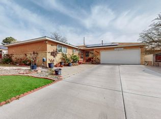 9224 Lagrima De Oro Rd NE, Albuquerque, NM 87111