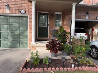 7360 Zinnia Pl #229, Mississauga, ON L5W 2A6