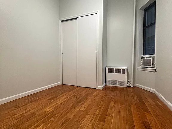 4th image of 219 W 15th St APT 2F