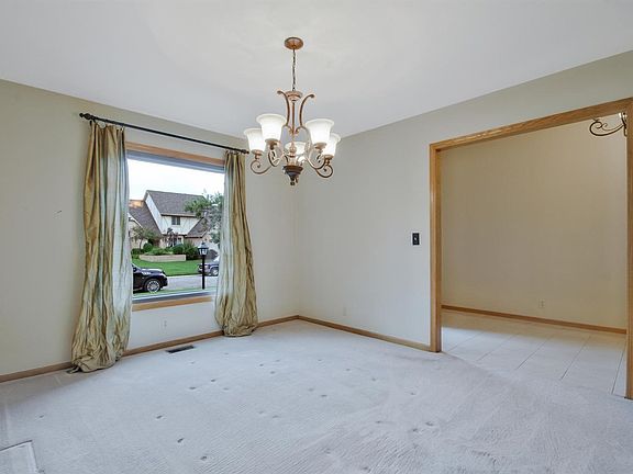 5th image of 2978 N Penstemon Cir