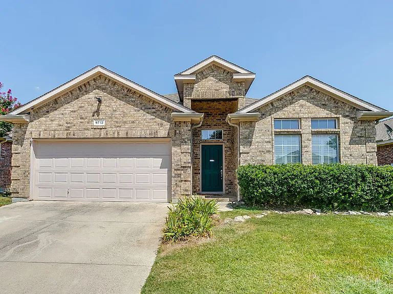 9712 Minton Dr — Photo 2