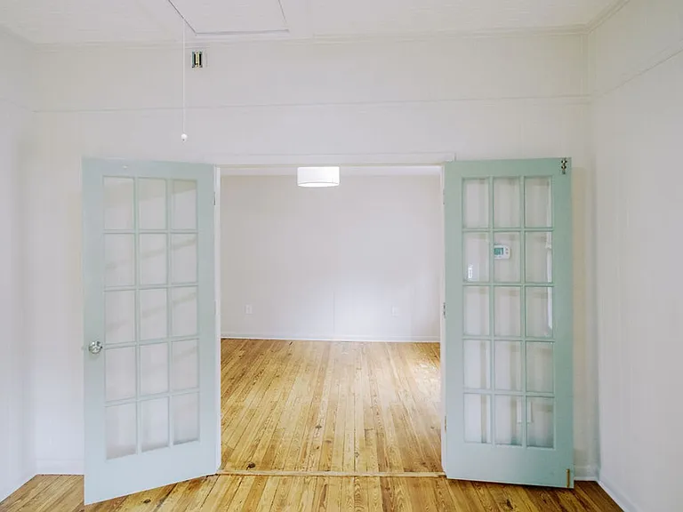 2426 Lincoln St — Photo 10