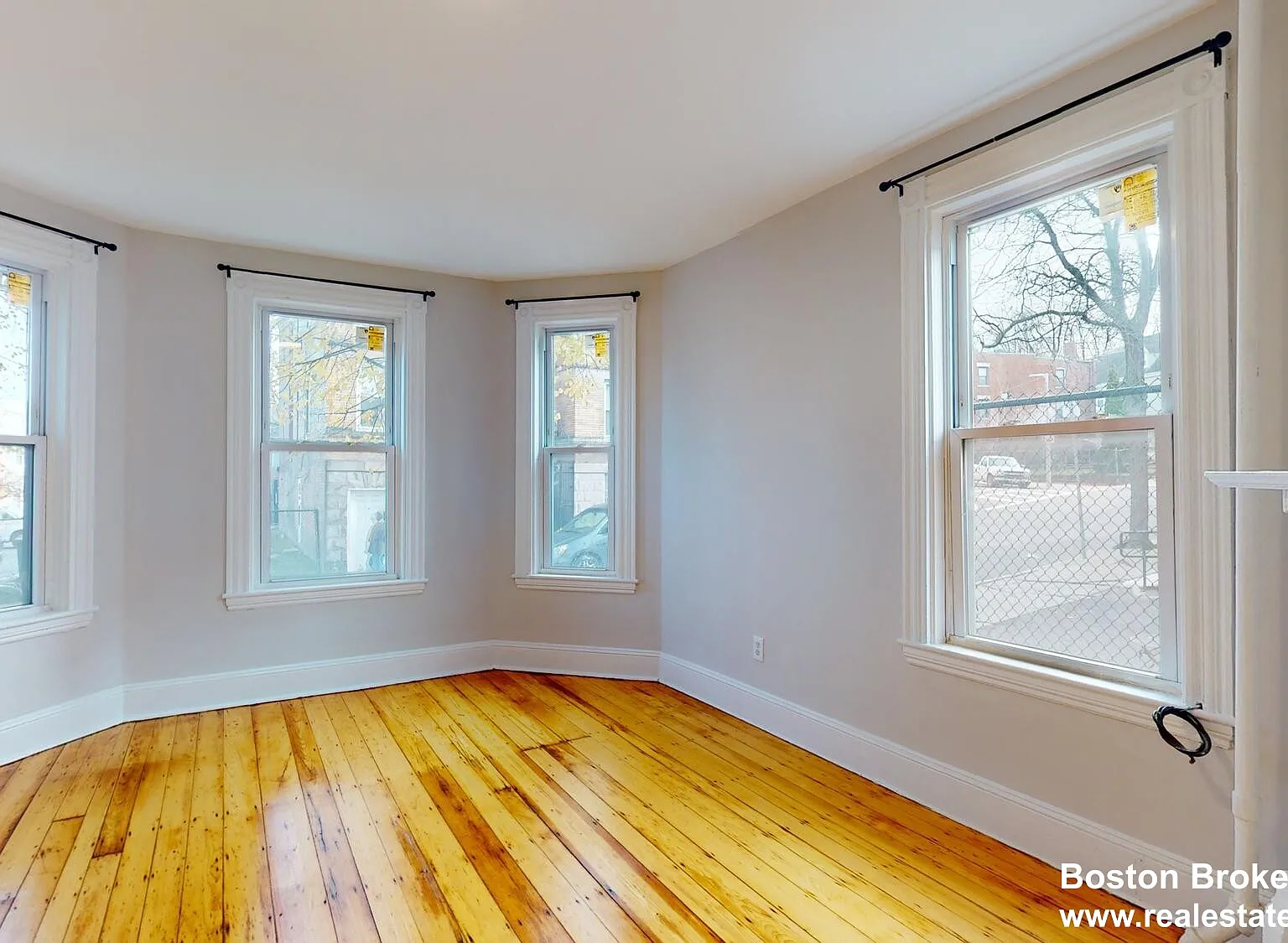 4 bed, 1.0 bath, $3,000 — Photo 3