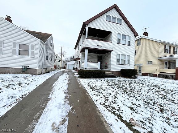 3rd image of 4686 E 86th St