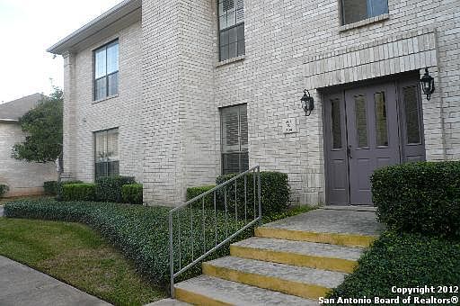 1st image of 2611 EISENHAUER RD #301