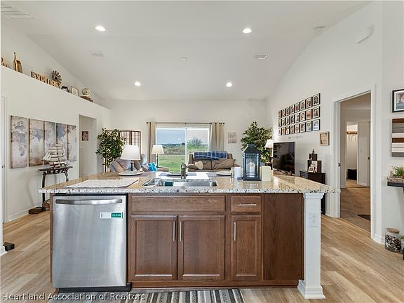 5th image of 3048 Calliope Dr