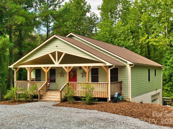 1087 Hearthstone Dr, Union Mills, NC 28167