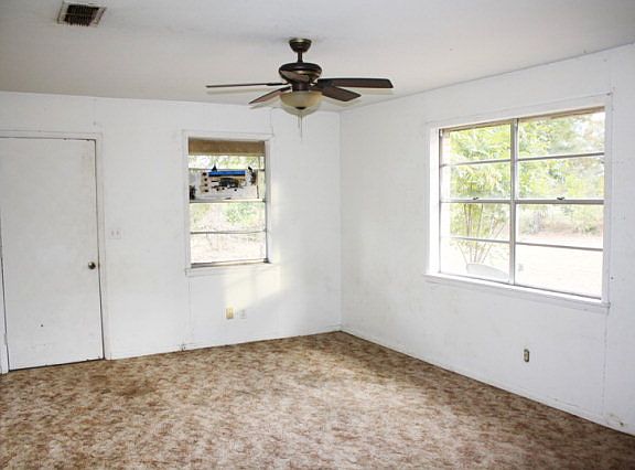4th image of 5262 W Fm 320