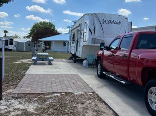 Camp Florida Rv Resort, Lake Placid, FL 33852