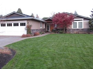 19354 SW Tualamere Ave, Lake Oswego, OR 97035