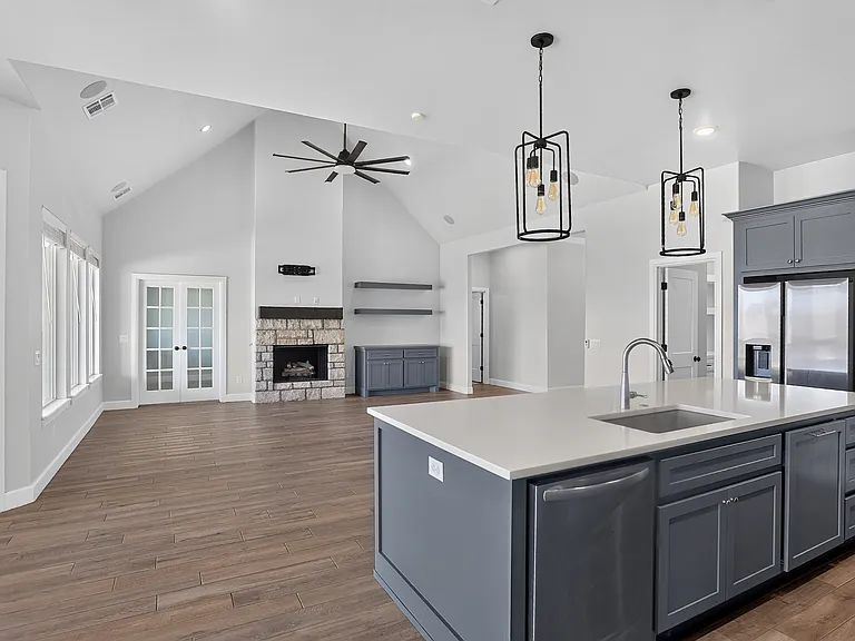 709 Timber Trl — Photo 17