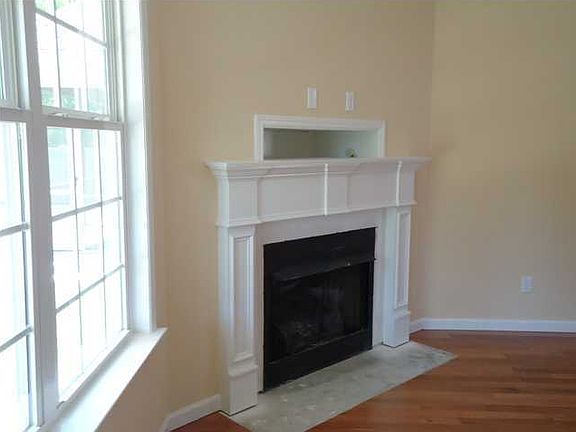 3rd image of 1948 Belleau Village Dr Unit 46