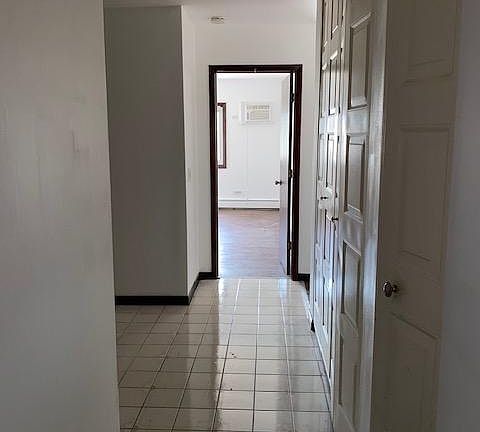 2nd image of 1443 Ashland Ave APT 2