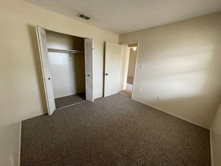 2192 Knox McRae Dr #N — Photo 7