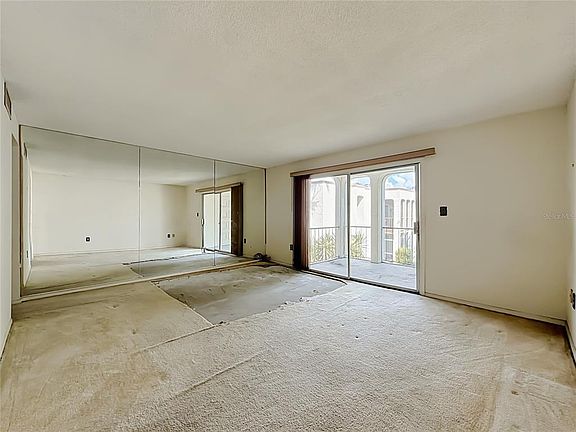 5th image of 532 ORANGE DRIVE #22