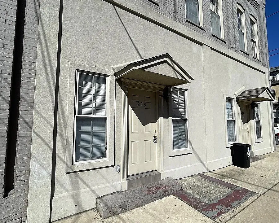 138 S 3rd St #239