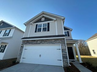 9050 Stoney Waters Ct, Charlotte, NC 28215