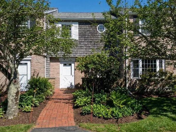 8 Captain Cook Lane UNIT 8, Centerville, MA 02632