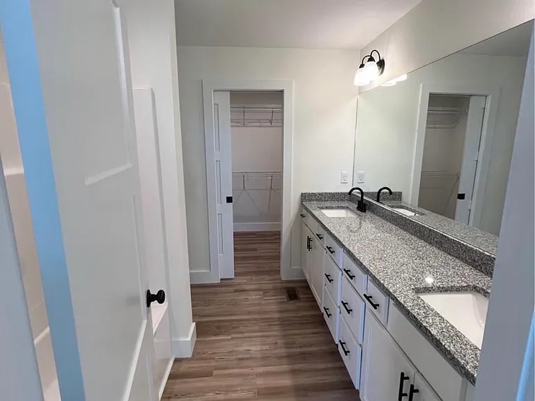225 Wyldwood Way — Photo 12