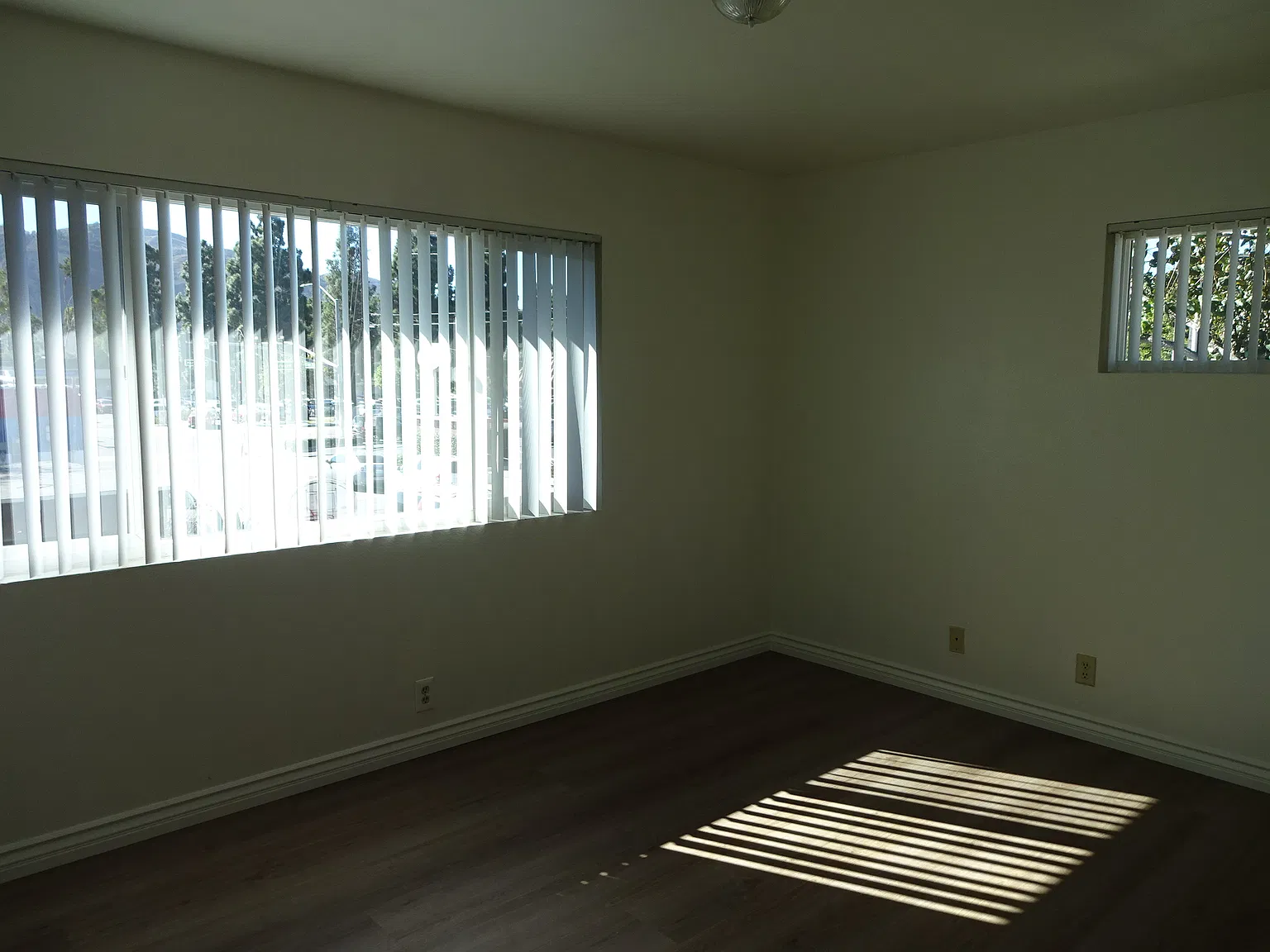 3 bed, 1.5 bath, $2,700 — Photo 4