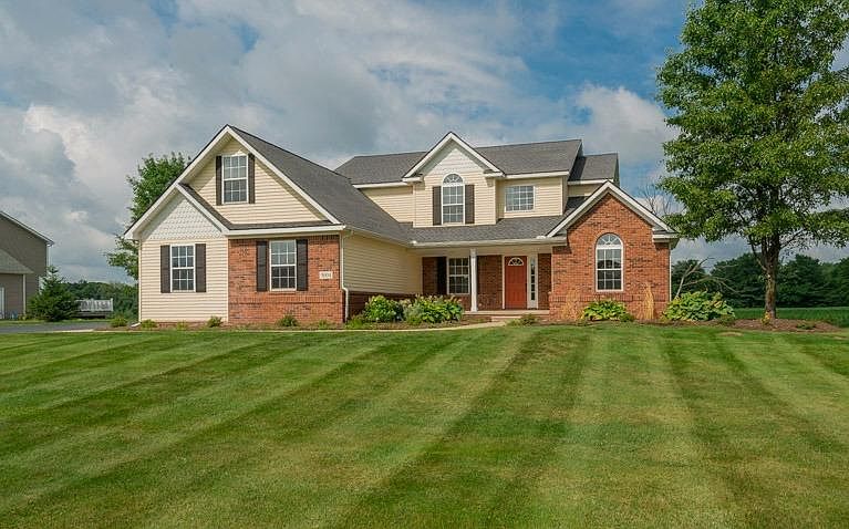 1st image of 3004 Fieldstone Dr