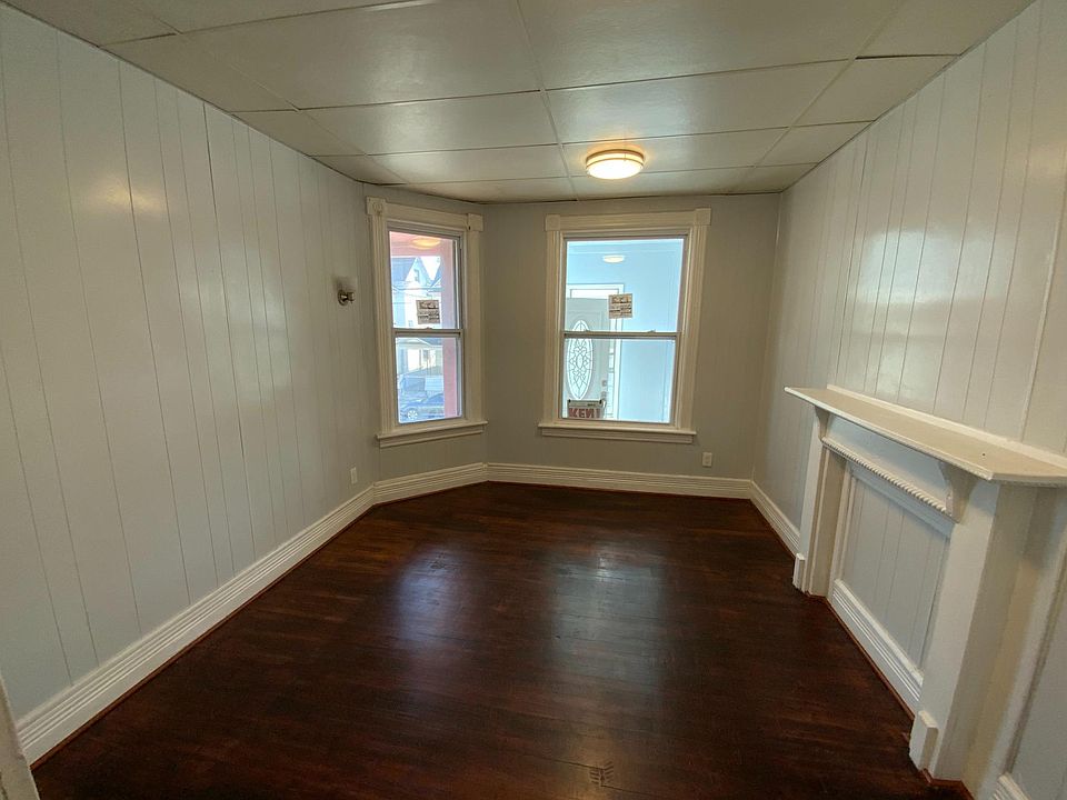 263 Division St 2E, Amsterdam, NY 12010 Zillow