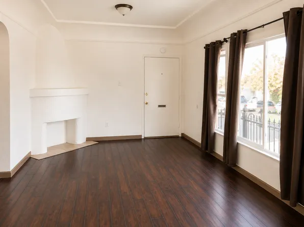 234 W 21st St, Long Beach, CA