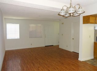 531 W Duarte Rd APT D, Monrovia, CA 91016