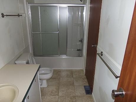 5th image of 2511 S Illinois Ave #82-TC82