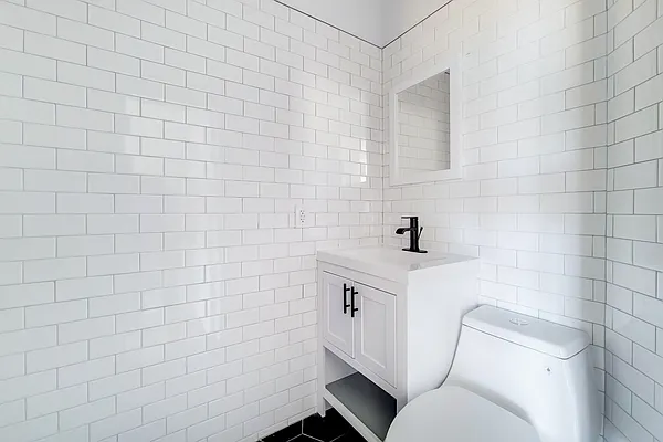 Rented by REAL New York | media 18