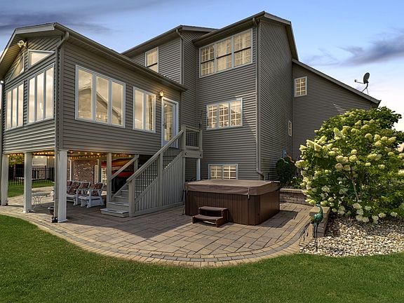 4th image of 1303 Janet Dr