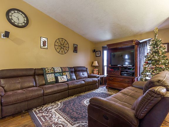 4th image of 3774 S Tail Trail Ct