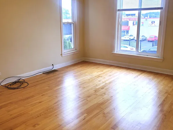 5438 N Elston Ave #2, Chicago, IL 60630