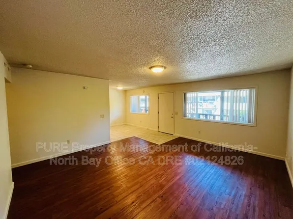 1940 S Dora St APT 2, Ukiah, CA 95482