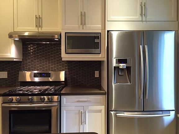5th image of 4323 Arthur Dr #8